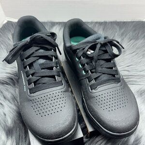 Women's Five Ten Freerider Pro Cycling Shoe Size 10.5